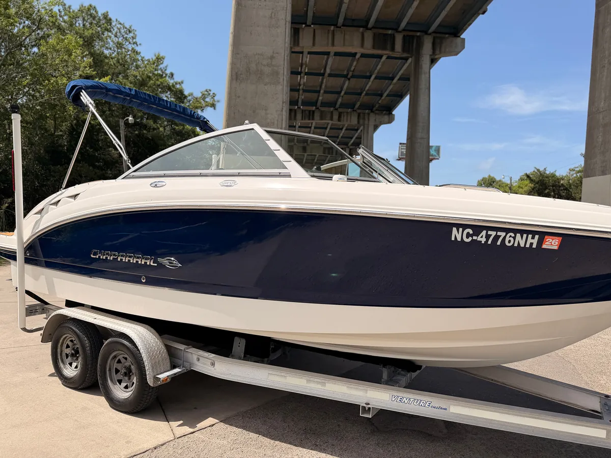 2009 Chaparral Sunesta 224 — Coastal Boat Pros, Little River SC
