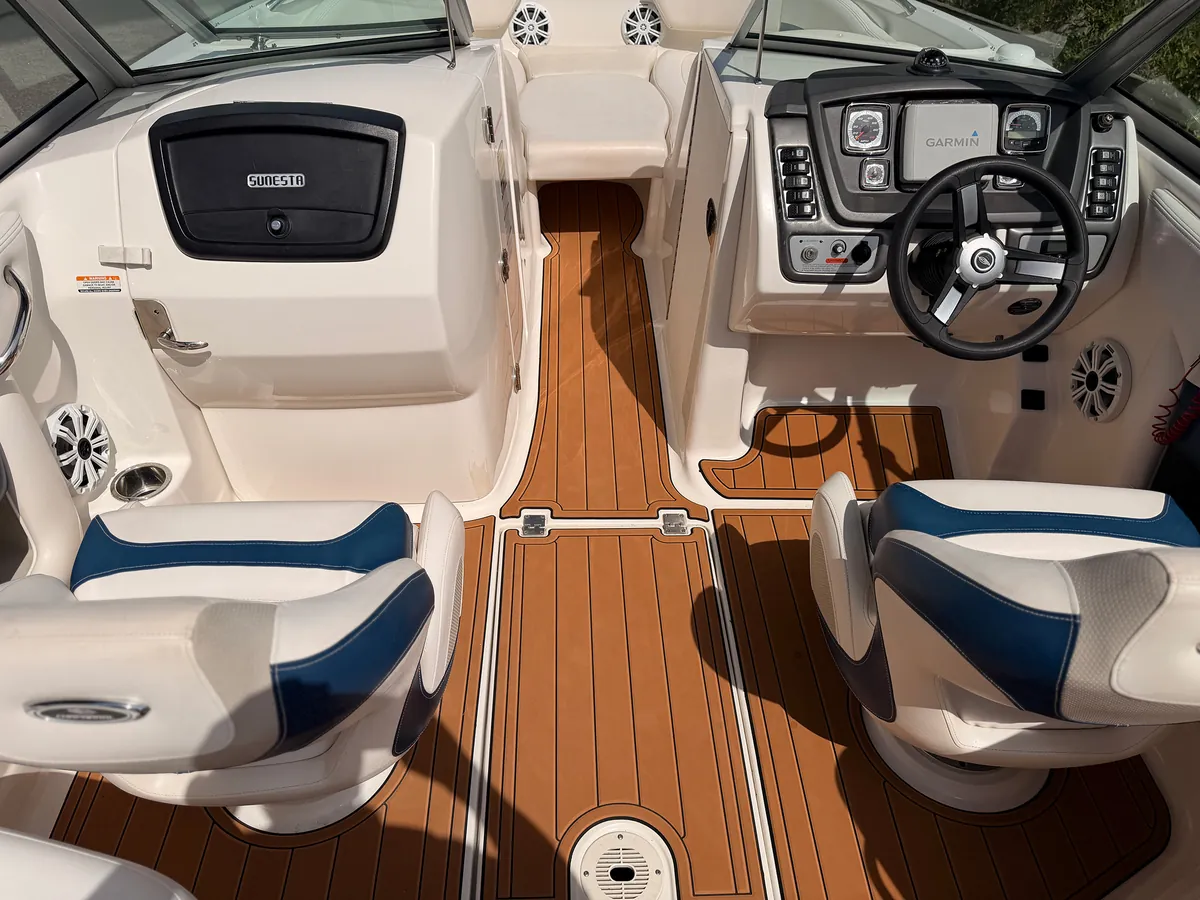 2009 Chaparral Sunesta 224 — Coastal Boat Pros, Little River SC