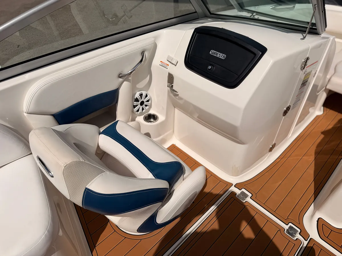 2009 Chaparral Sunesta 224 — Coastal Boat Pros, Little River SC