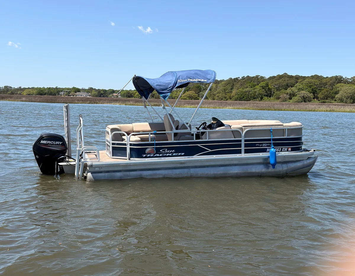 2019 Sun Tracker Party Barge 20 DLX — Coastal Boat Pros, Little River SC