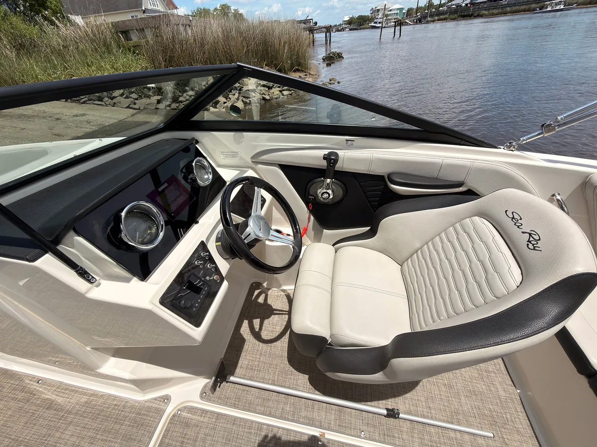 2021 Sea Ray SPX 190 — Coastal Boat Pros, Little River SC