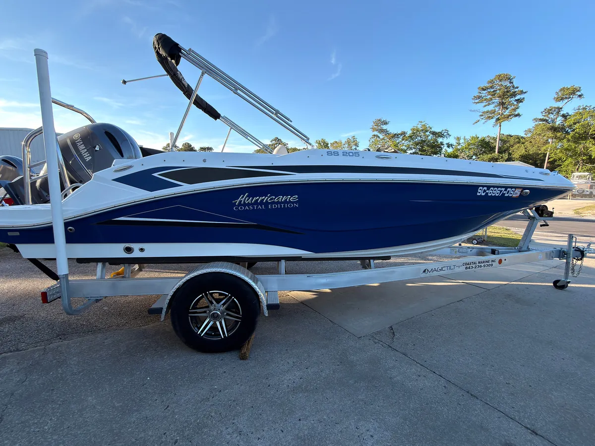 2022 Hurricane SunDeck Sport 205 OB — Coastal Boat Pros, Little River SC