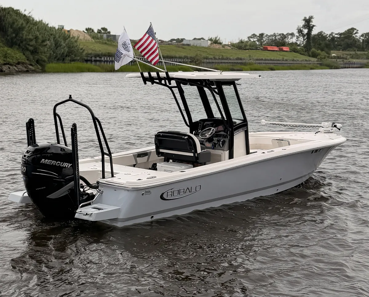 2022 Robalo 266 Cayman — Coastal Boat Pros, Little River SC