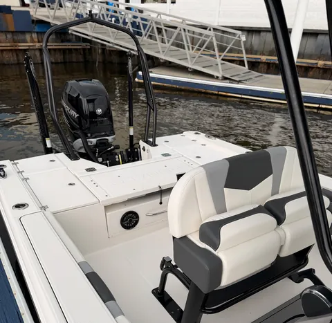 2022 Robalo 266 Cayman — Coastal Boat Pros, Little River SC
