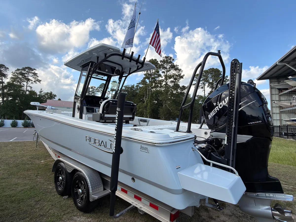 2022 Robalo 266 Cayman — Coastal Boat Pros, Little River SC