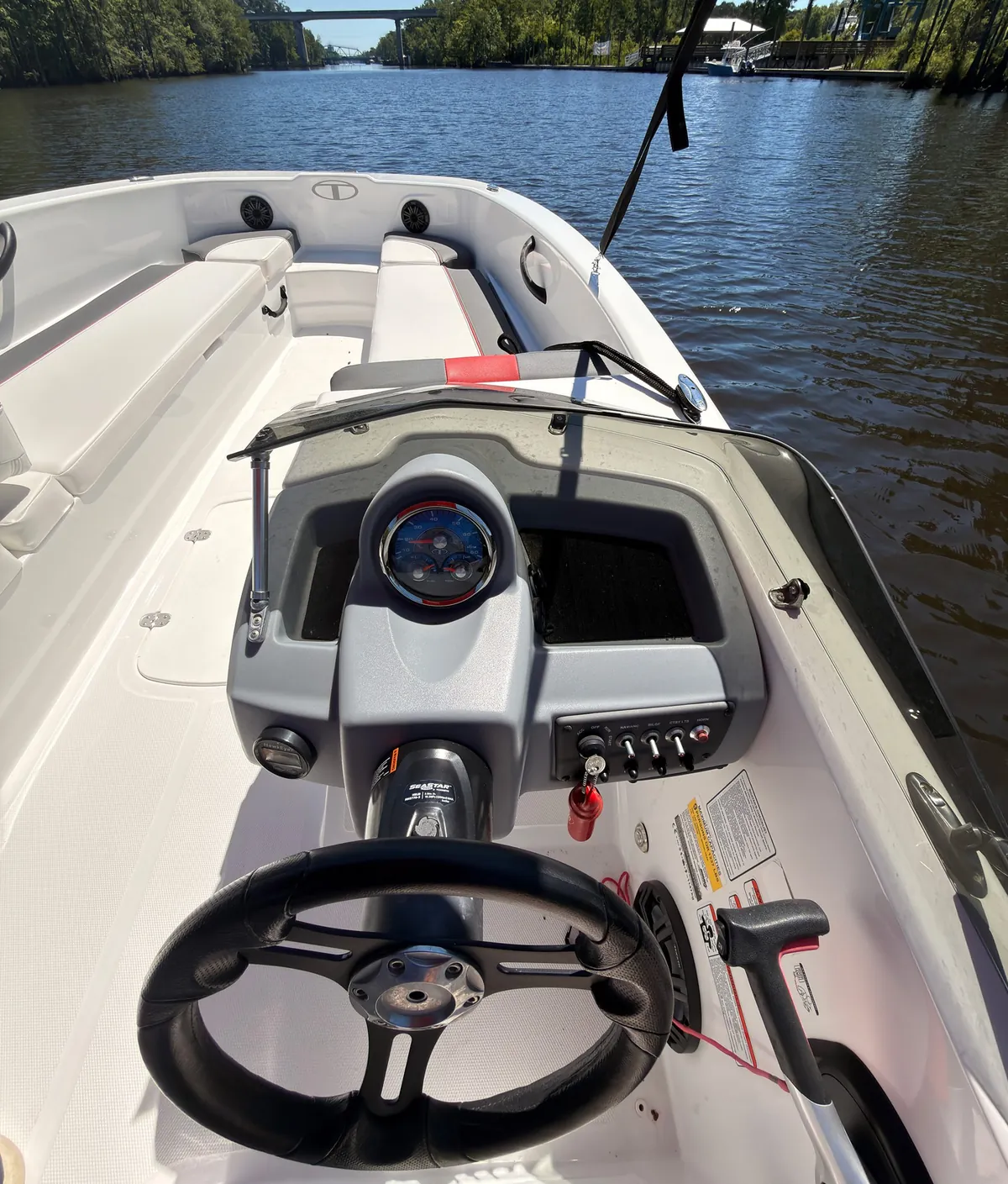 2022 Tahoe T18 — Coastal Boat Pros, Little River SC