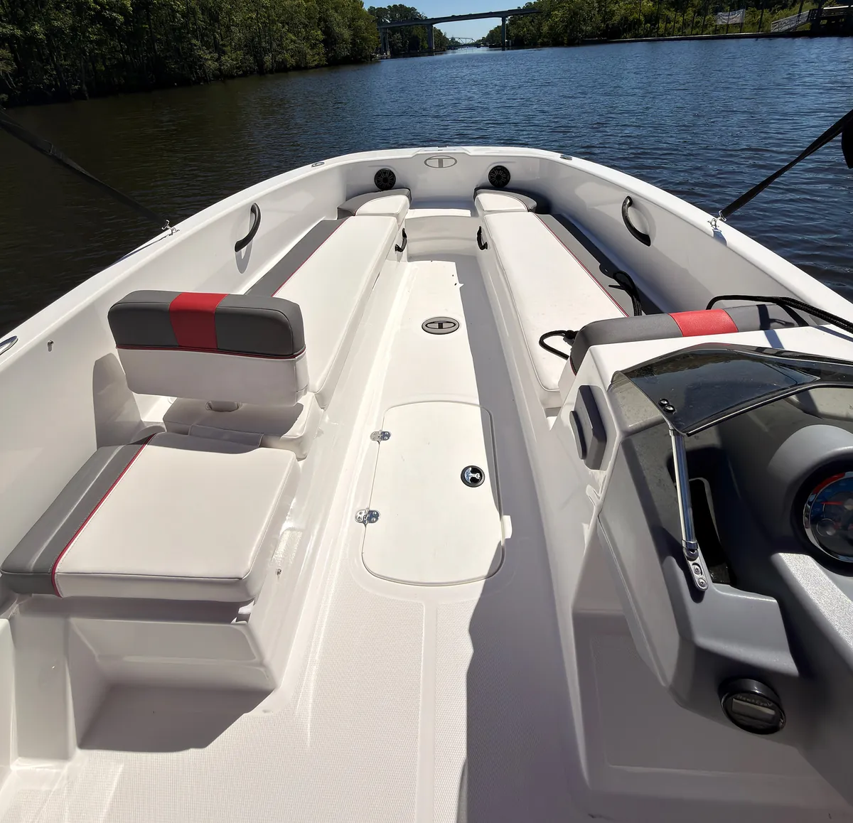 2022 Tahoe T18 — Coastal Boat Pros, Little River SC