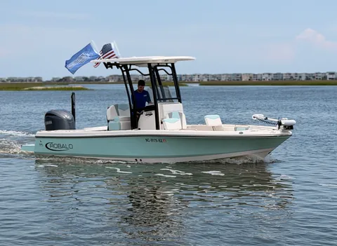 2023 Robalo 226 Cayman — Coastal Boat Pros, Little River SC