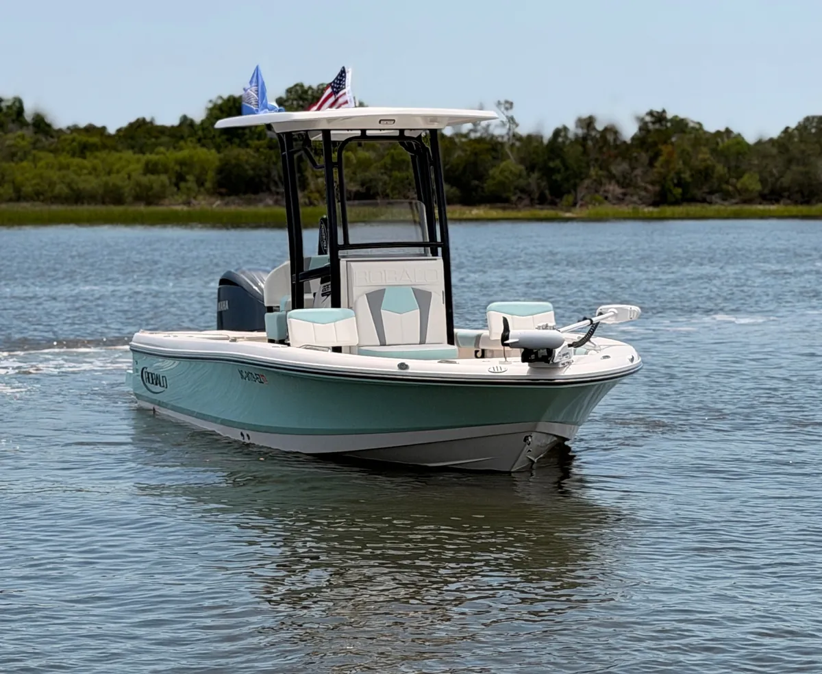 2023 Robalo 226 Cayman — Coastal Boat Pros, Little River SC