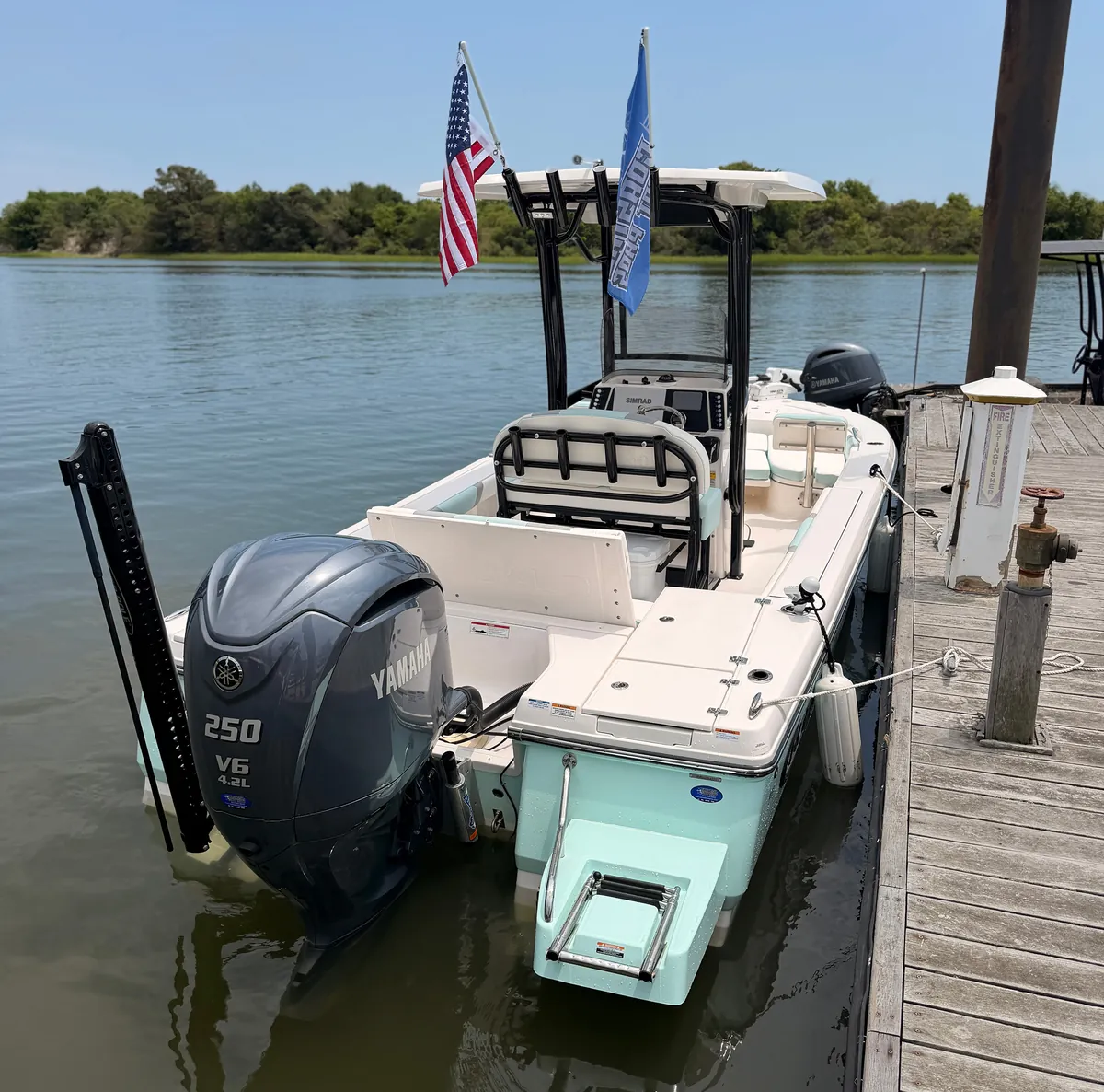 2023 Robalo 226 Cayman — Coastal Boat Pros, Little River SC