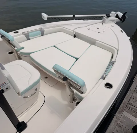 2023 Robalo 226 Cayman — Coastal Boat Pros, Little River SC