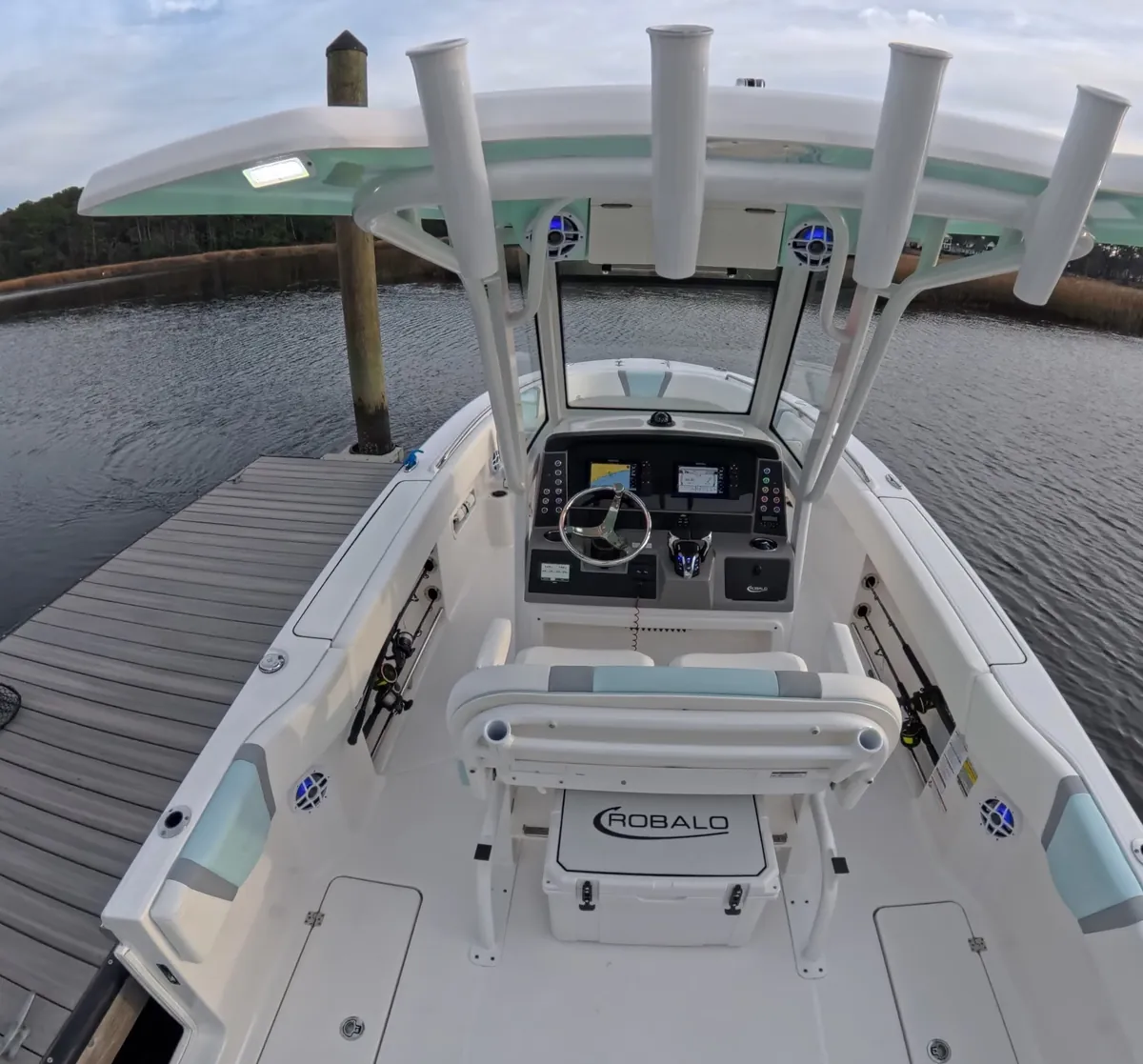 2025 Robalo R 250 — Coastal Boat Pros, Little River SC