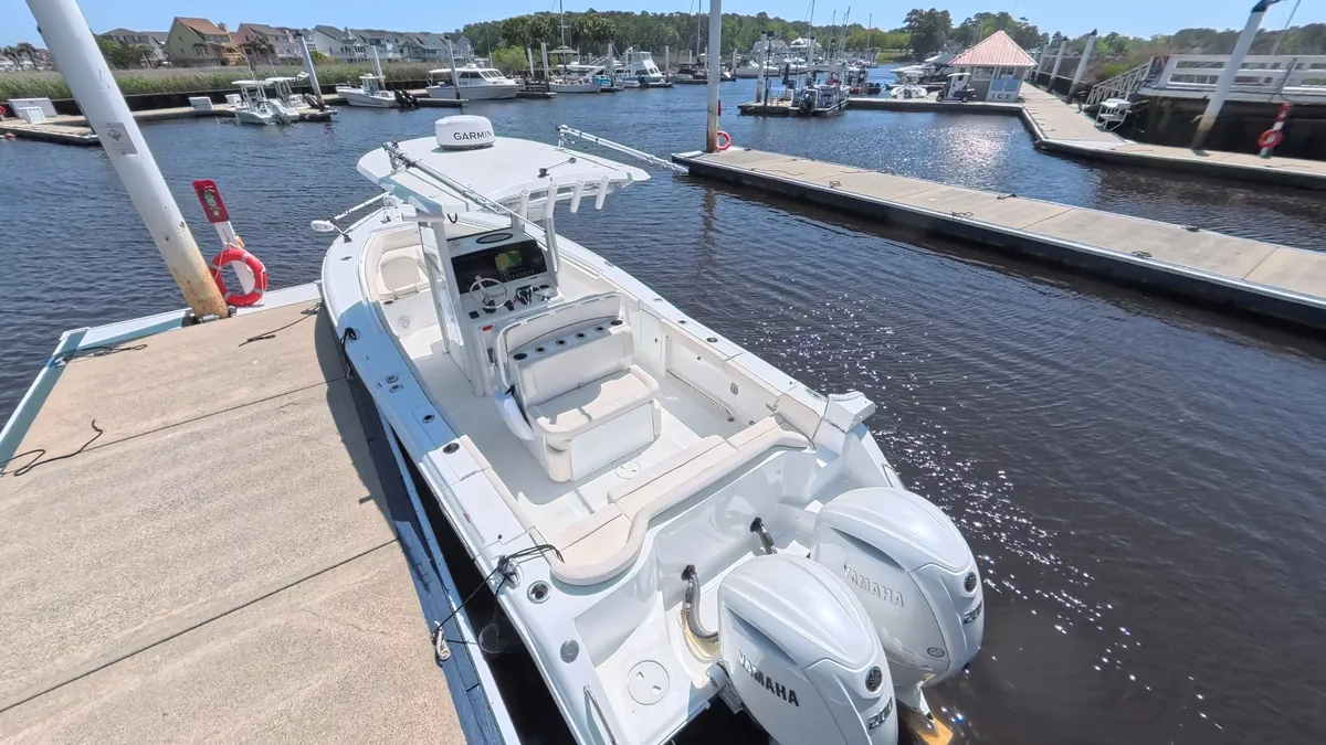 2025 Sea Hunt 275 Ultra — Coastal Boat Pros, Little River SC