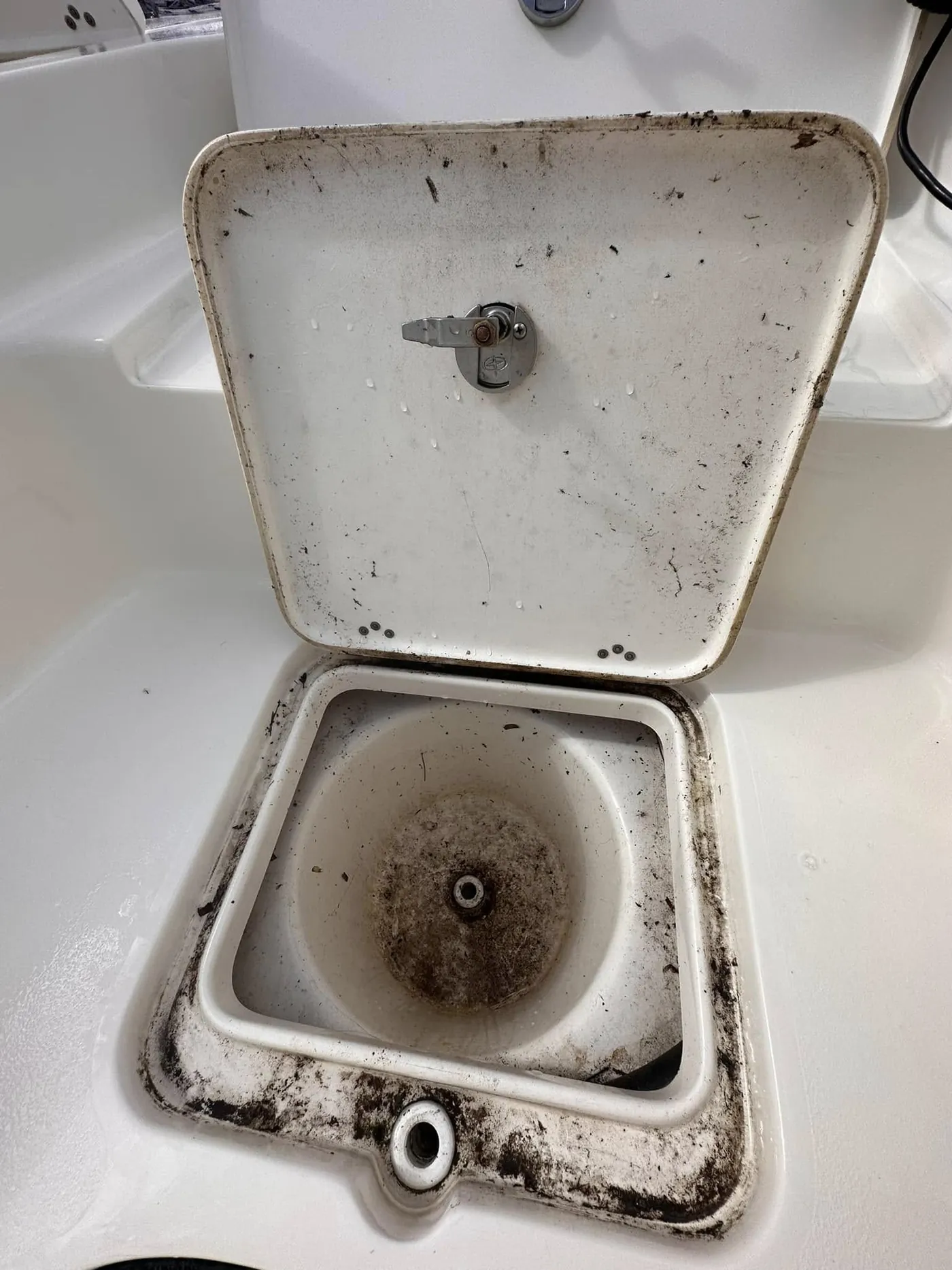 Coastal Boat Pros detailing & restoration work