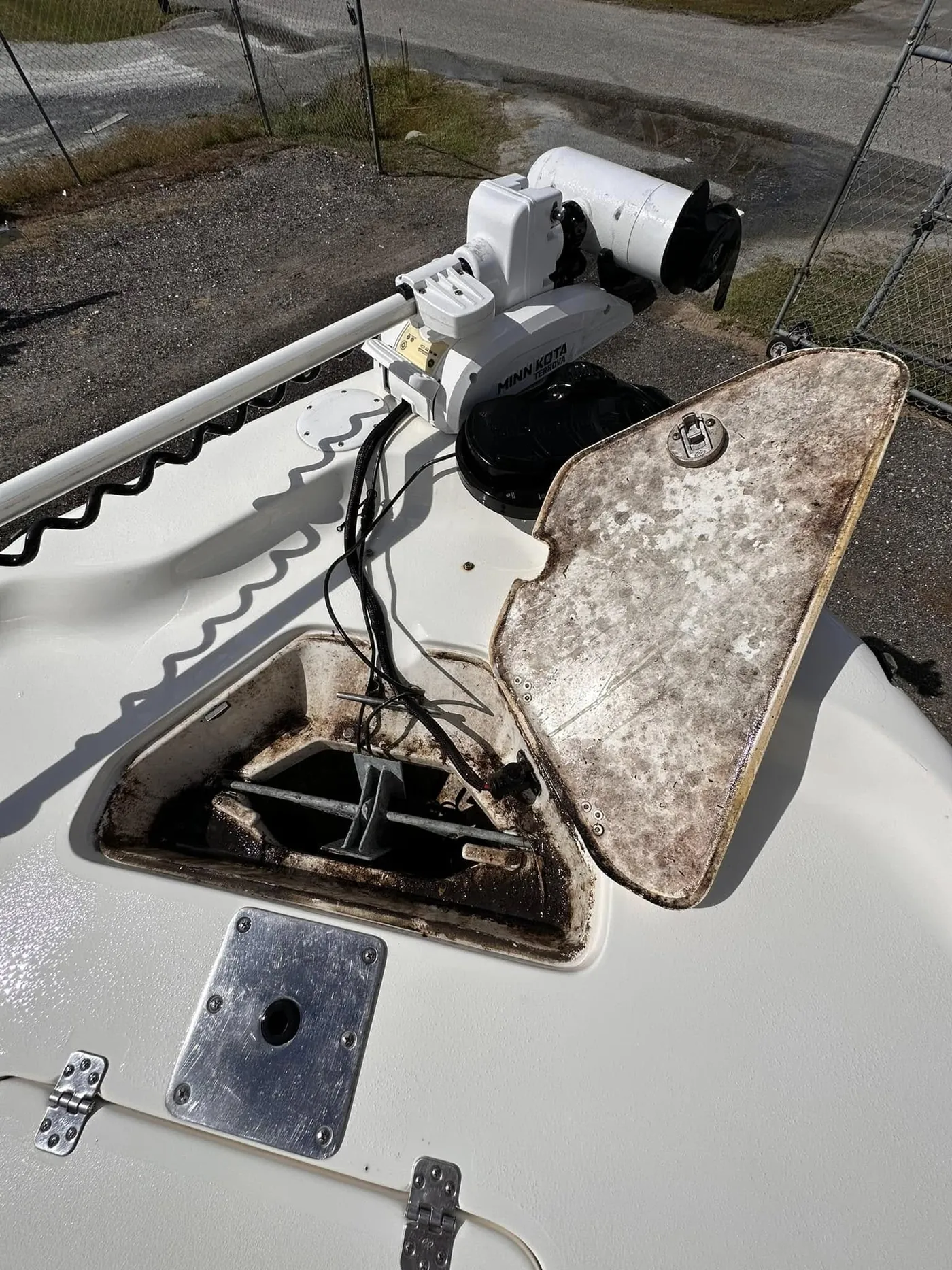 Coastal Boat Pros detailing & restoration work
